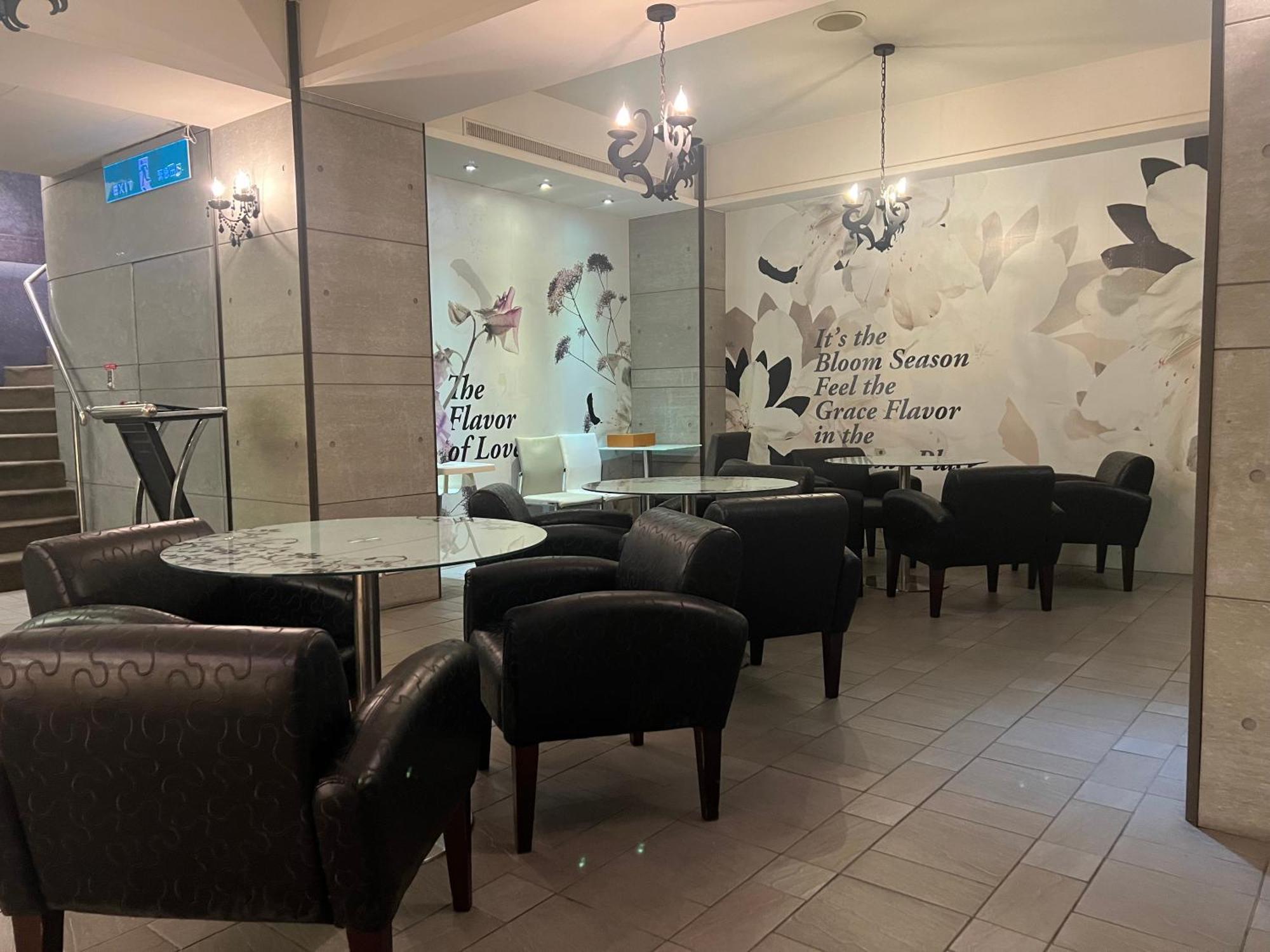 Hotel 台北馥華商旅 松江館 Taipei Esterno foto