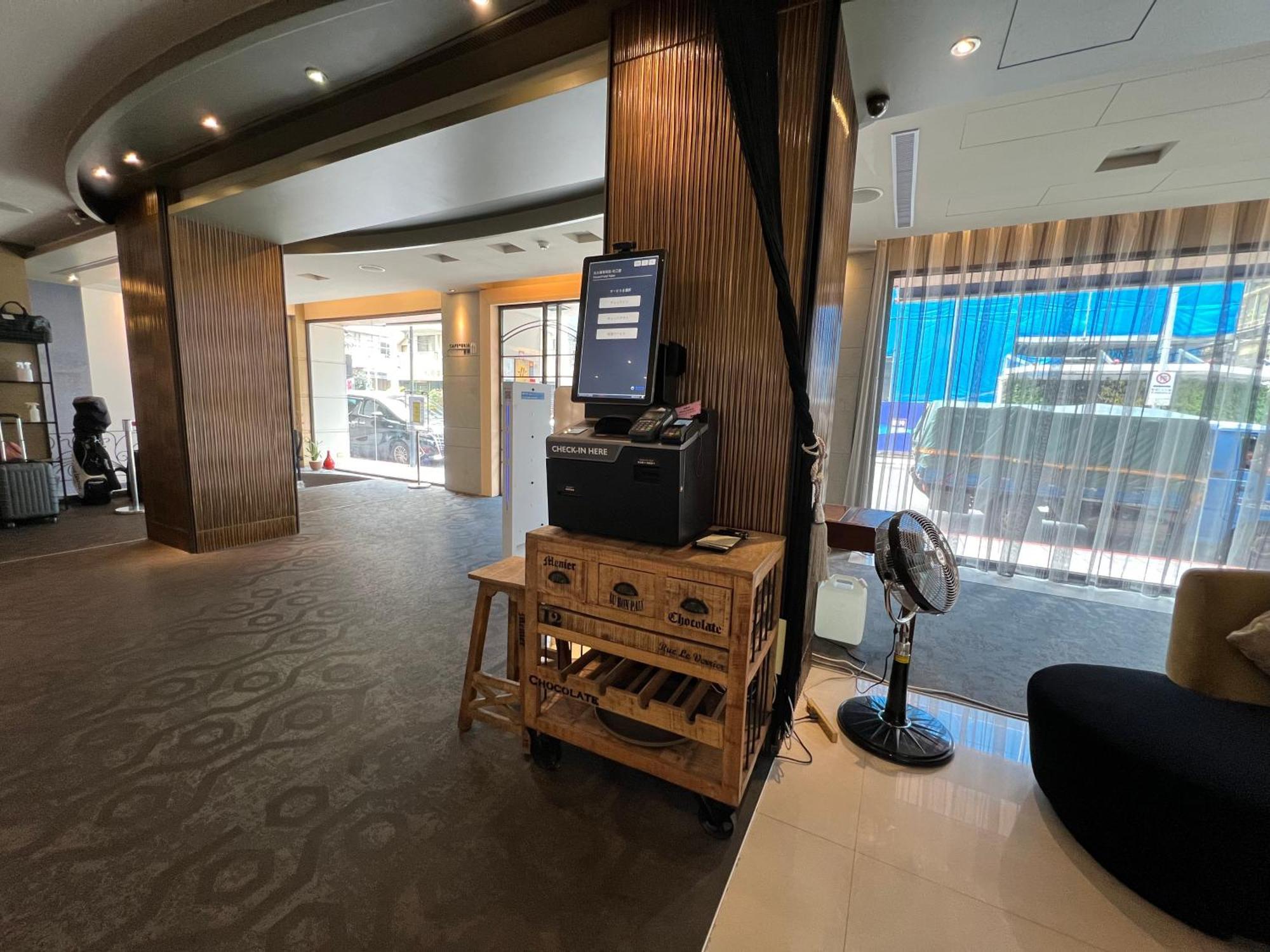 Hotel 台北馥華商旅 松江館 Taipei Esterno foto