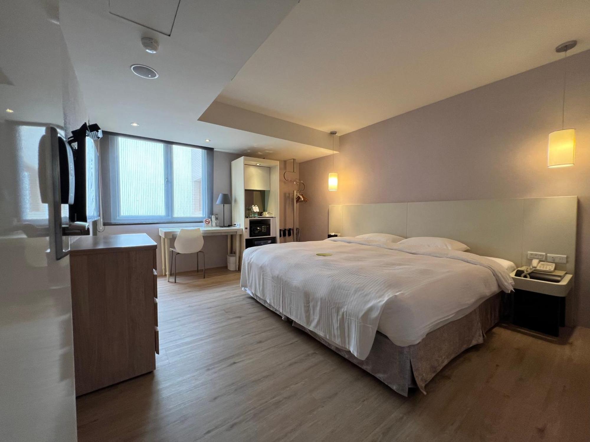 Hotel 台北馥華商旅 松江館 Taipei Esterno foto