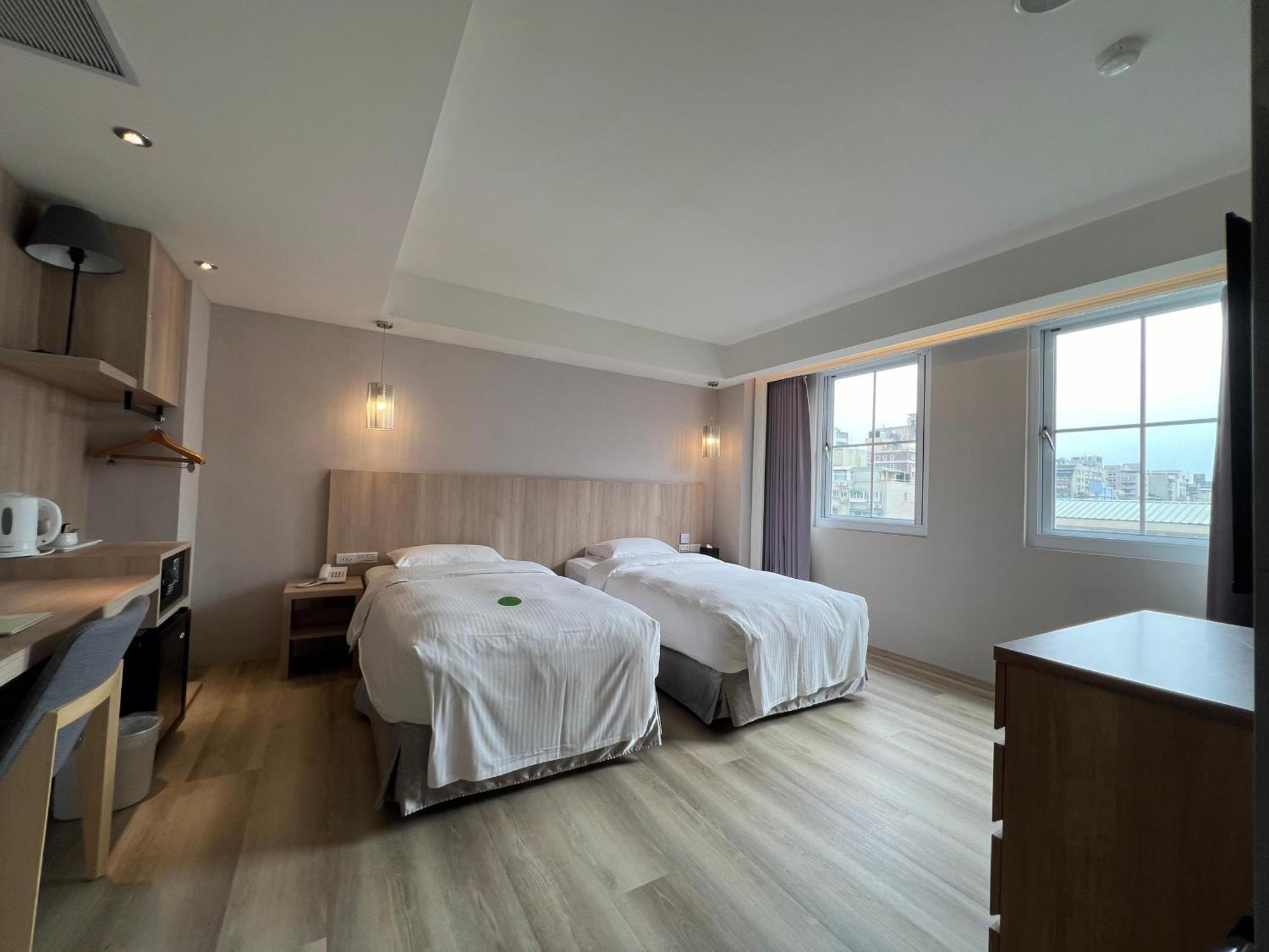 Hotel 台北馥華商旅 松江館 Taipei Esterno foto