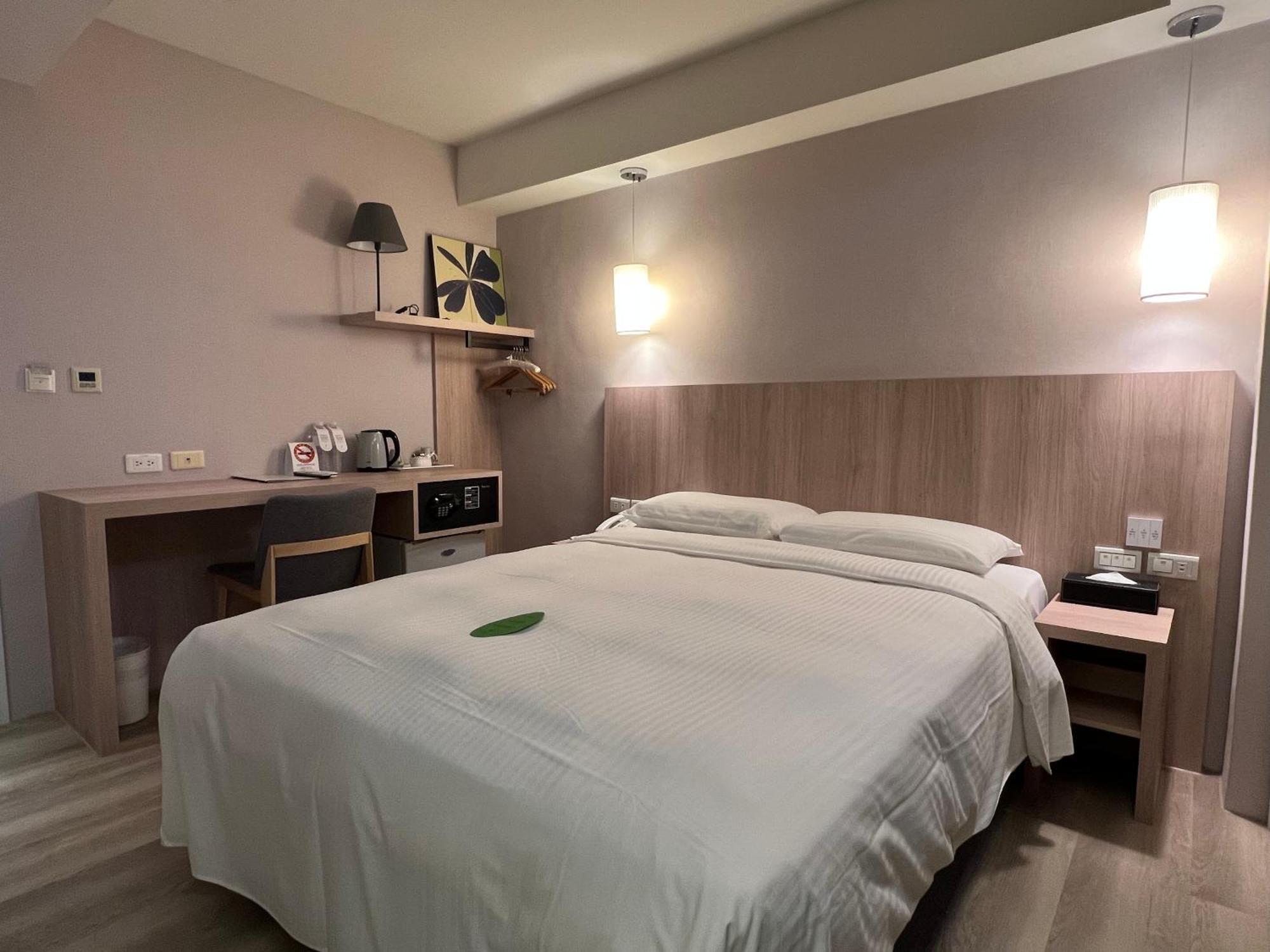 Hotel 台北馥華商旅 松江館 Taipei Esterno foto