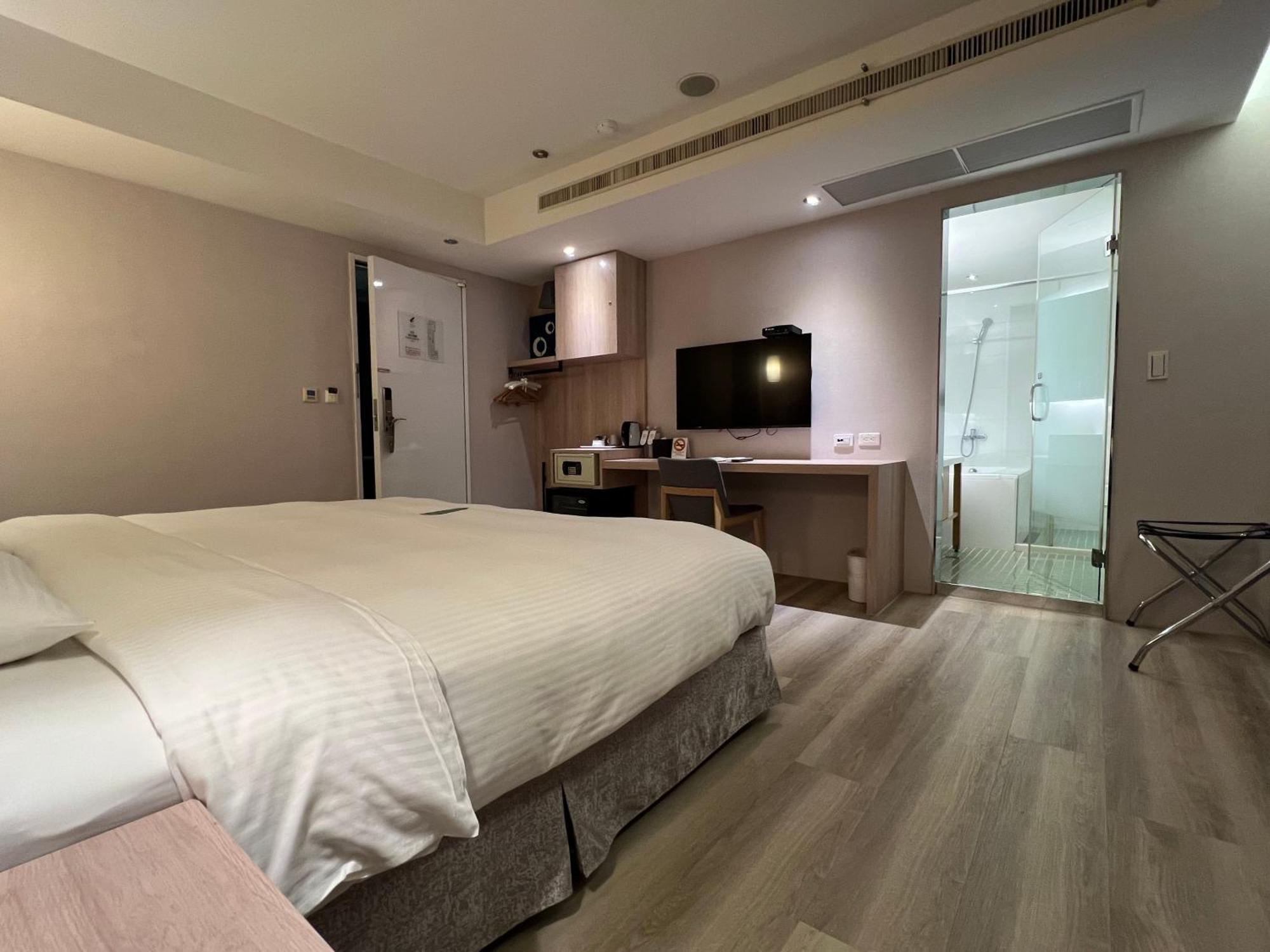 Hotel 台北馥華商旅 松江館 Taipei Esterno foto