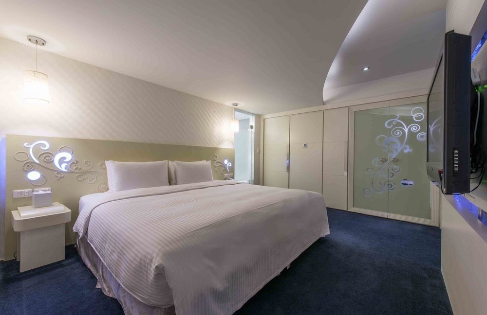 Hotel 台北馥華商旅 松江館 Taipei Esterno foto