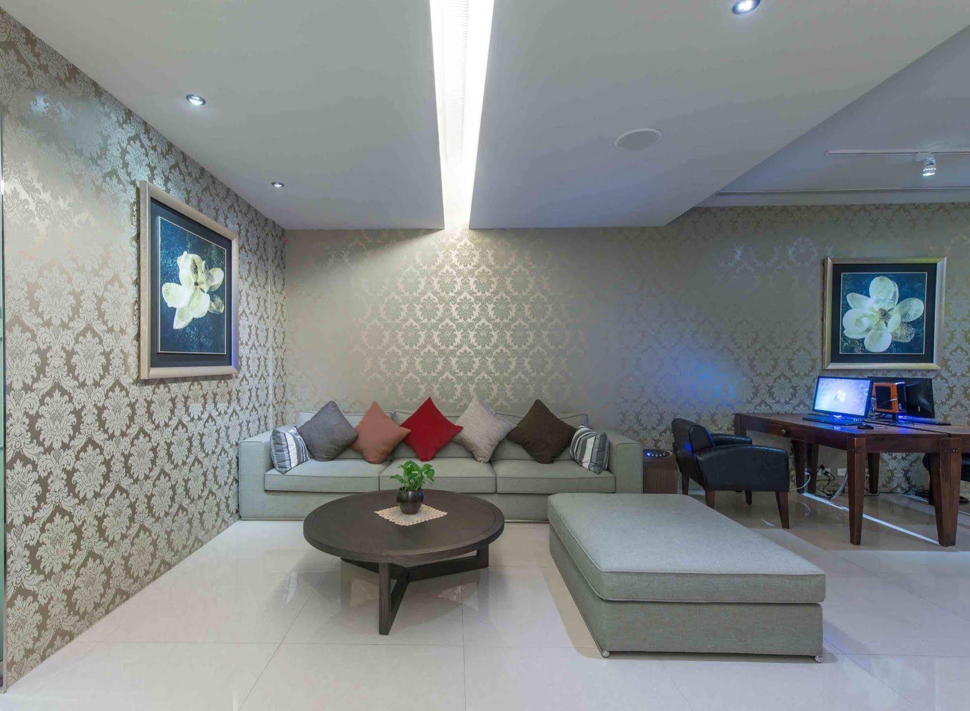 Hotel 台北馥華商旅 松江館 Taipei Esterno foto